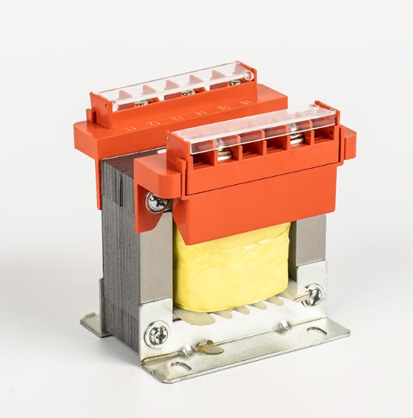Square Transformer가 제어 회로 및 산업 자동화에 널리 사용되는 이유는 무엇입니까?